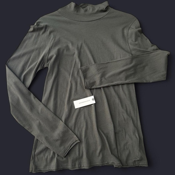 NWT Moss Green Anthropologie Mock Turtleneck - Size M - Picture 2 of 7